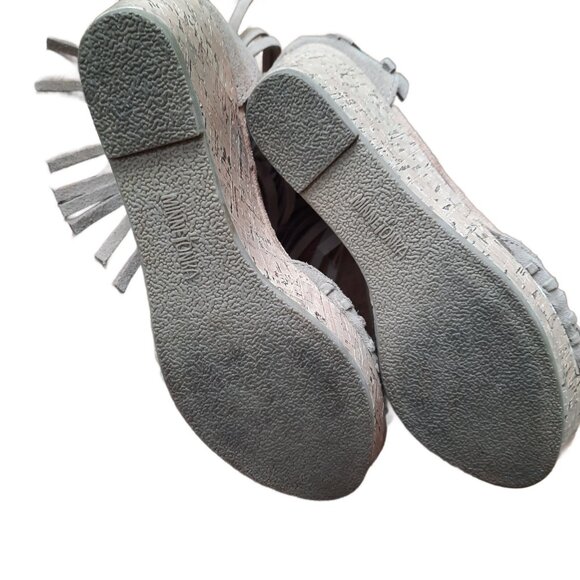 Minnetonka Isabel Fringed Wedge Sandals Beige Suede Heels US 8 Boho Cowgirl - Picture 9 of 9